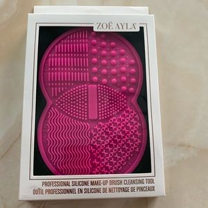 BNIB / Zoe Ayla Professional Silicone Makeup Brush Cleansing Pad, Pink